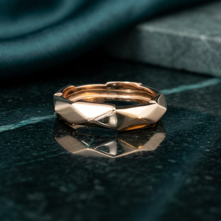 Pyramid Band Ring